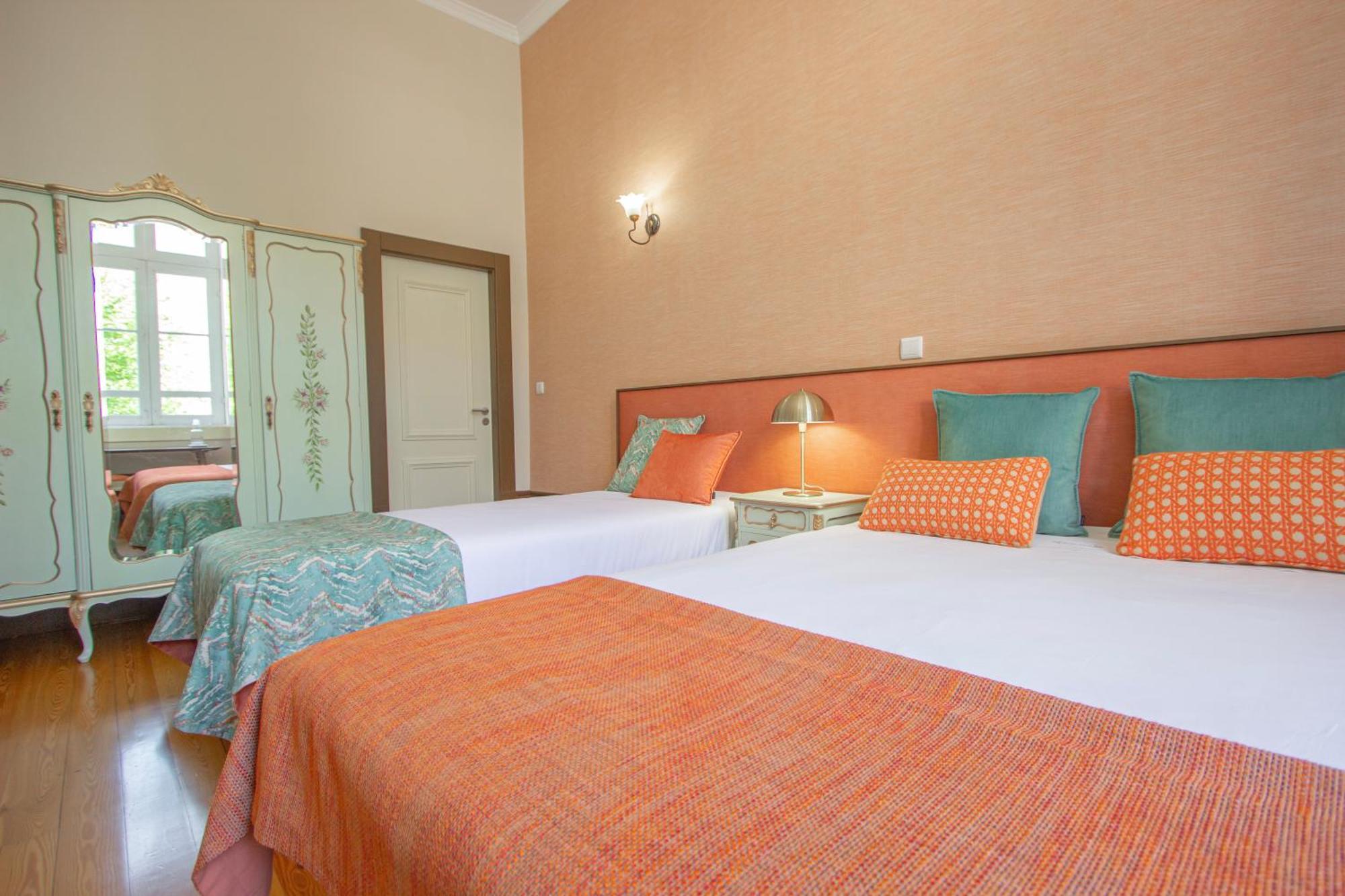 Dom José Alojamentos Guimarães Habitación foto